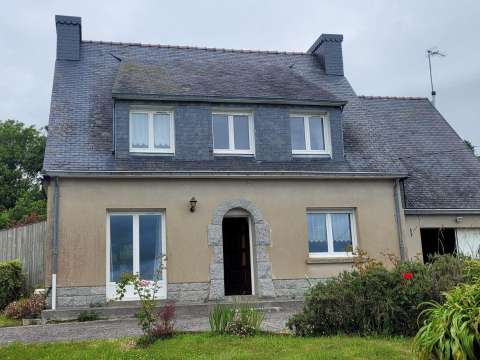 Vente maison 8 pièces Plomodiern 29