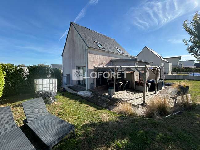 Maison 6 pièces 90 m² · à Plonéis · 90 m² · 315 000 €