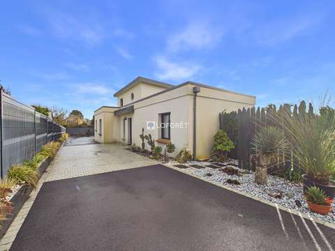 Vente maison 4 pièces Plonéour-Lanvern 29