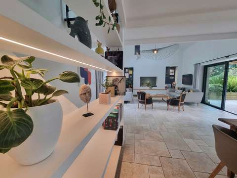 Vente maison 9 pièces