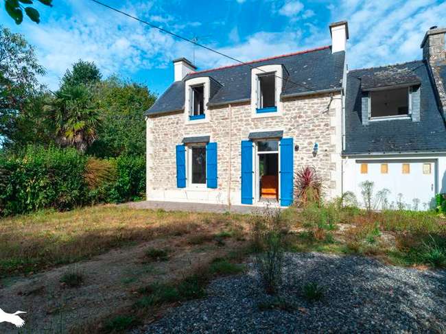 Maison 4 pièces 92 m² · à Plonéour-Lanvern · 92 m² · 199 966 €
