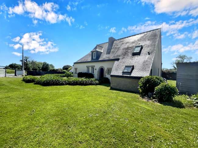 Maison 6 pièces 119 m² · à Ploubazlanec · 119 m² · 384 750 €
