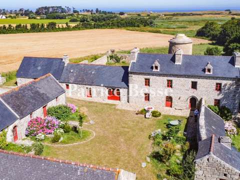 Vente maison 9 pièces Ploudalmézeau 29