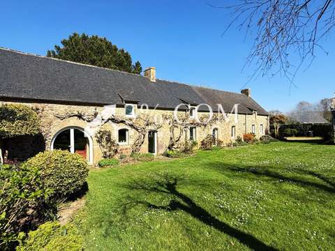 Vente maison 10 pièces Plougoumelen 56