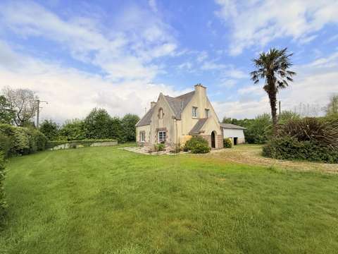 Vente maison 7 pièces Plougourvest 29