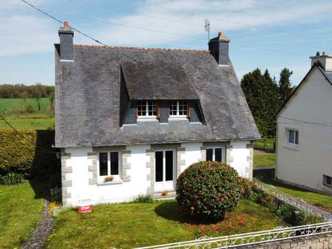 Vente maison 4 pièces Plouguernével 22