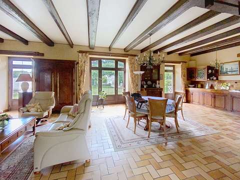 Vente maison 9 pièces