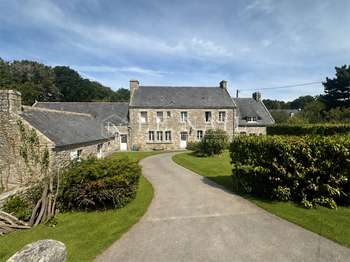 Maison 8 pièces 230 m² · à Plouhinec · 230 m² · 1 144 000 €