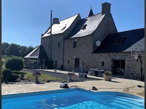 Vente maison 8 pièces Ploumagoar 22