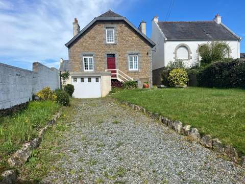 Vente maison 5 pièces Ploumagoar 22