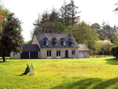 Vente maison 5 pièces Ploumagoar 22