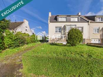 Vente maison 8 pièces Plounéour-Ménez 29