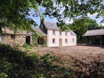 Vente maison 5 pièces Plounéventer 29
