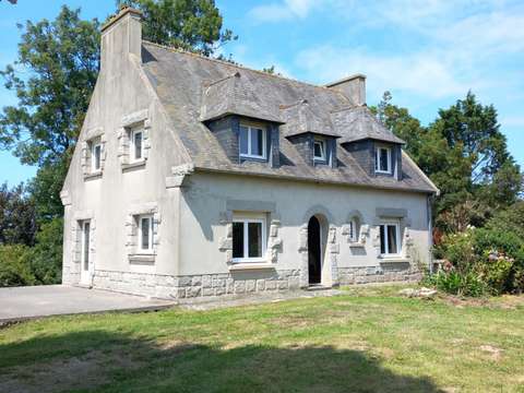 Vente maison 7 pièces Plounévez-Lochrist 29