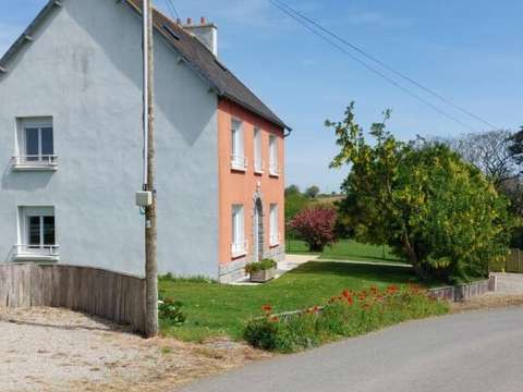 Vente maison 6 pièces Plounévez-Lochrist 29