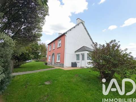 Vente maison 6 pièces Plounévez-Lochrist 29