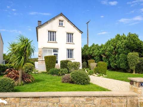 Vente maison 4 pièces Plounévez-Lochrist 29