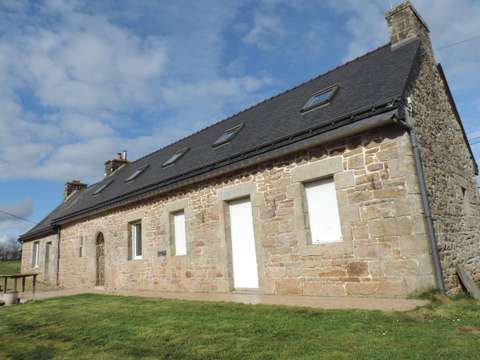 Vente maison 5 pièces Plounévez-Moëdec 22