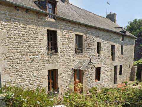 Vente maison 8 pièces Plumaudan 22