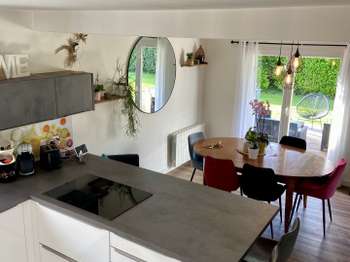Maison 5 pièces 86 m² · à Plumergat · 86 m² · 371 000 €