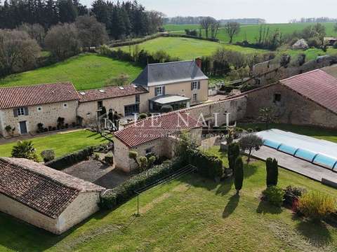 Vente maison 15 pièces Poitiers 86
