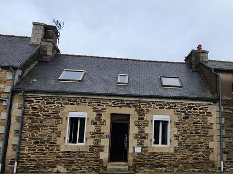 Vente maison 4 pièces Pommerit-Jaudy 22