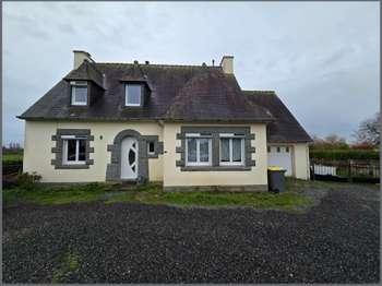 Vente maison 4 pièces Pommerit-Jaudy 22