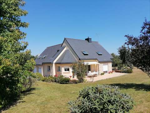 Vente maison 7 pièces Pommerit-le-Vicomte 22