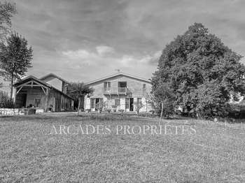 Vente maison 12 pièces Pompignac 33
