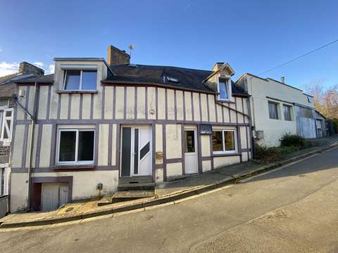 Vente maison 5 pièces Pont-d'Ouilly 14