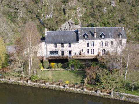 Vente maison 10 pièces Pont-d'Ouilly 14