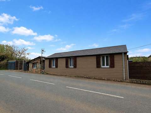 Vente maison 5 pièces Pont-d'Ouilly 14