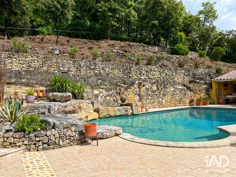 Vente maison 9 pièces Pont-Saint-Esprit 30
