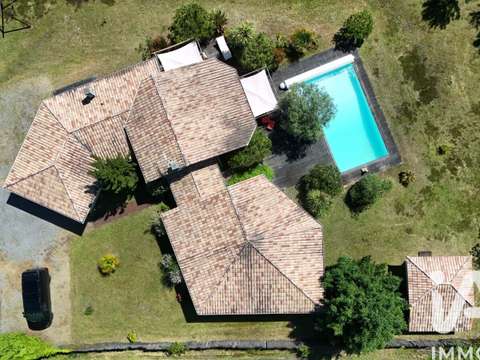 Vente maison 8 pièces Vente maison 8 pièces