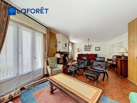 Vente maison 8 pièces