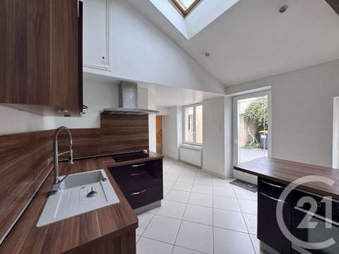 Vente maison 4 pièces Pontvallain 72