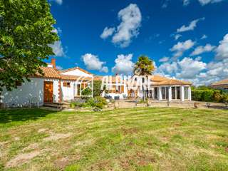 Vente maison 8 pièces