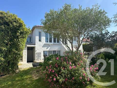 Vente maison 8 pièces Pornic 44