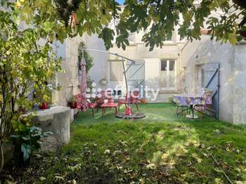 Vente maison 5 pièces Port-des-Barques 17
