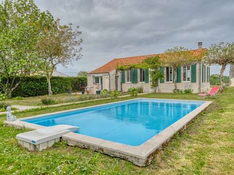 Vente maison 4 pièces Port-des-Barques 17