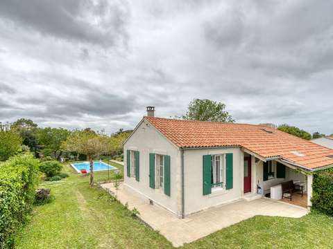 Vente maison 4 pièces Port-des-Barques 17