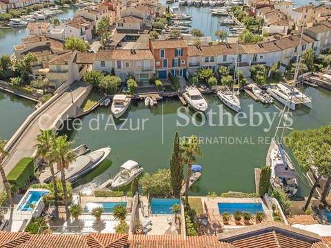Vente maison 5 pièces Port-grimaud 83