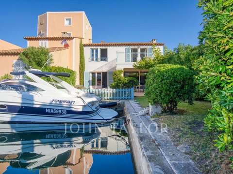 Vente maison 6 pièces Port-grimaud 83