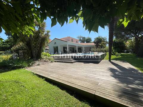 Vente maison 7 pièces Port-Saint-Père 44