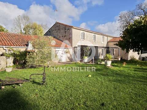 Vente maison 8 pièces Pouillé 85