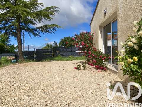 Vente maison 4 pièces Pourrières 83