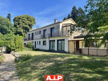 Vente maison 10 pièces Pouzauges 85