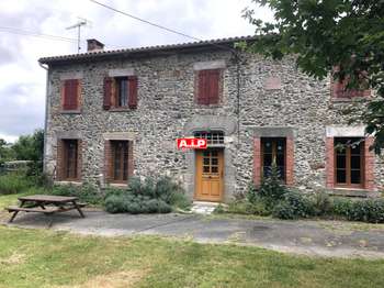 Vente maison 7 pièces Pouzauges 85