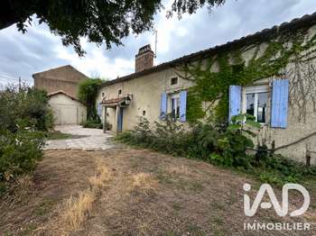 Maison 5 pièces 217 m² · à Pradines · 217 m² · 265 000 €