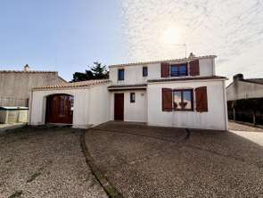 Vente Maison 5 chambresPréfailles